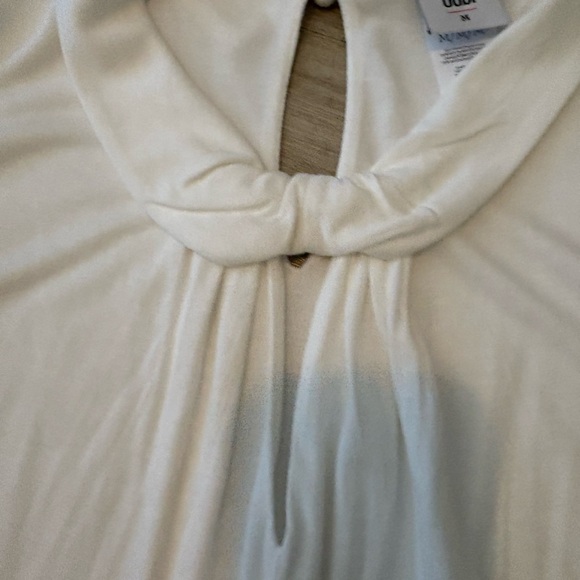 Cabi White Sleeveless and Short Sleeve Blouses set cute workwear medium - Picture 3 of 7